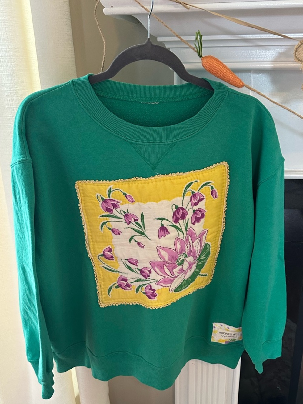Green Floral Patch Sweatshirt